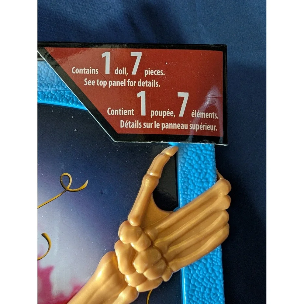 Disney Descendants Mattel‎ Rise of Red Sorcerer's Cookbook Chloe Charming Doll - Picture 4 of 7